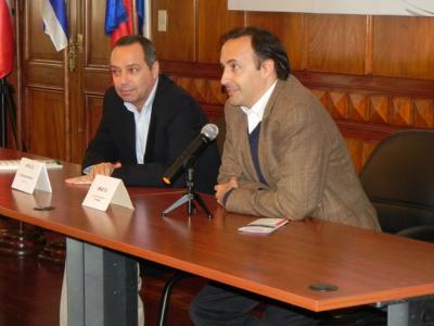De izquierda a derecha: Cr. Gustavo Marton (Gerente General ANV) y Ec. Carlos Mendive (Presidente ANV).