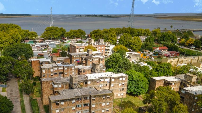 CH 82 Santiago Vázquez