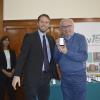 Presidente ANV junto a funcionario 2