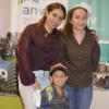 Carmen y su familia adjudicatarios de vivienda en Colón.