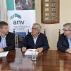Autoridades hablando