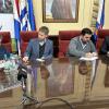 autoridades firmando adenda