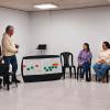 Residentes del Edificio Chuy realizando presentación